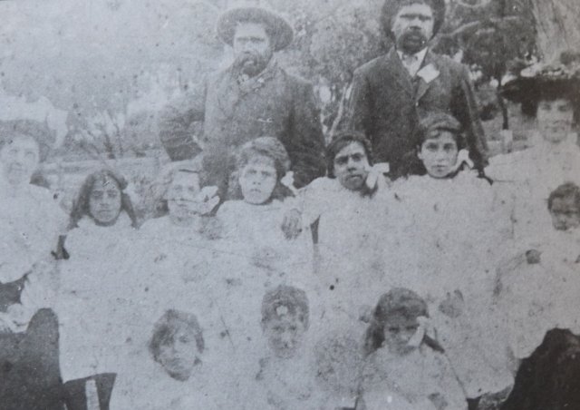 Gillum Moore, Charlie Golden, Jane Timbery and local children